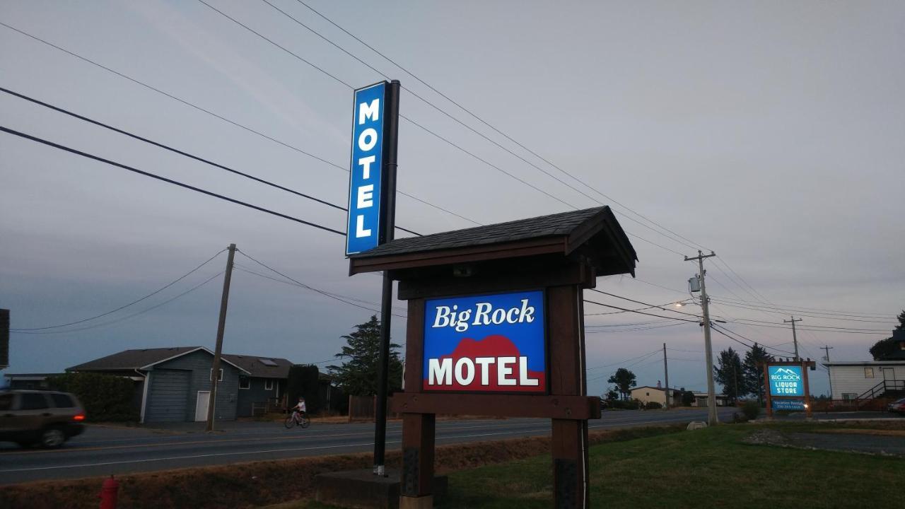 Big Rock Motel Campbell River Exteriér fotografie